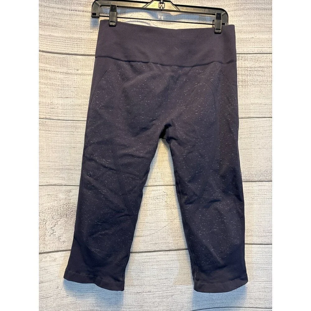 Lululemon Free to Flow Crop Size 10